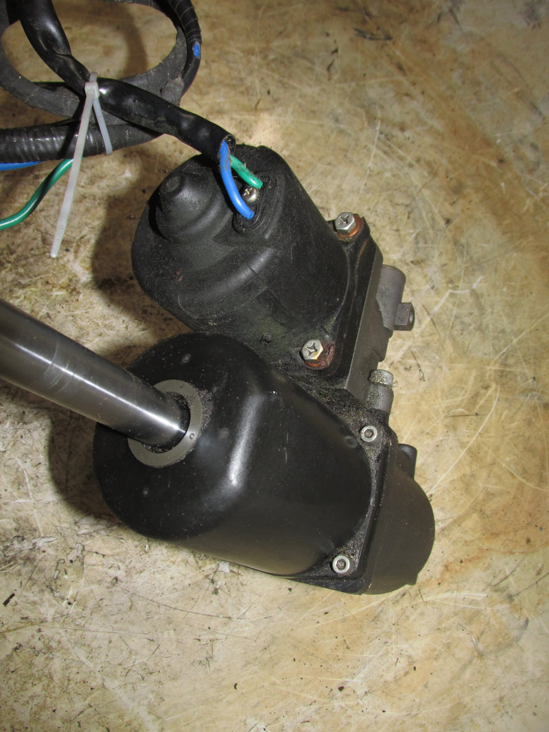 Suzuki DF90 4 Stroke Outboard Tilt Trim Unit