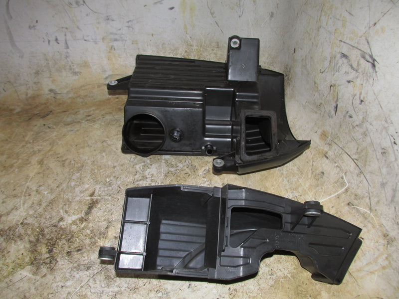 Suzuki DF90 4 Stroke Outboard Intake Silencer Set (13810-90J00)