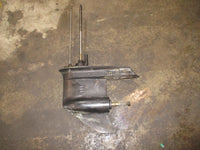 Load image into Gallery viewer, Johnson 70hp 2 stroke outboard 20" shaft lower unit
