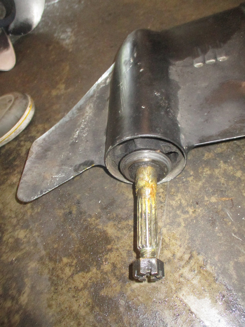 Johnson 70hp 2 stroke outboard 20" shaft lower unit