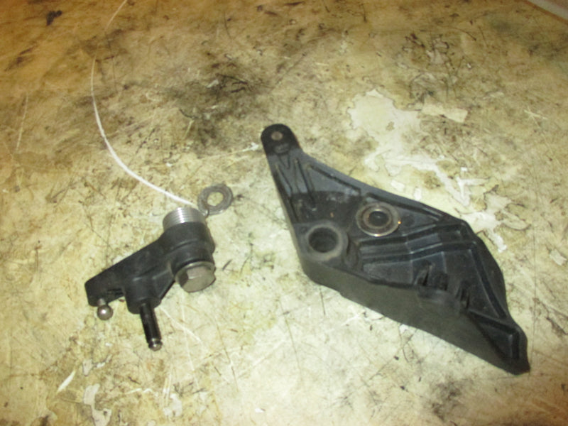 Evinrude ETEC 115hp 2 stroke outboard Throttle Bracket (5005903)