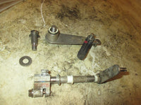 Load image into Gallery viewer, Evinrude ETEC 115hp 2 stroke outboard Shift Bracket (5005919)
