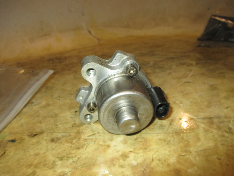 Mercury optimax 225hp 2 stroke outboard oil pump (857149)