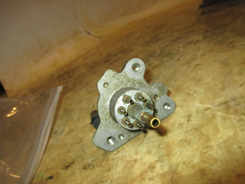 Mercury optimax 225hp 2 stroke outboard oil pump (857149)