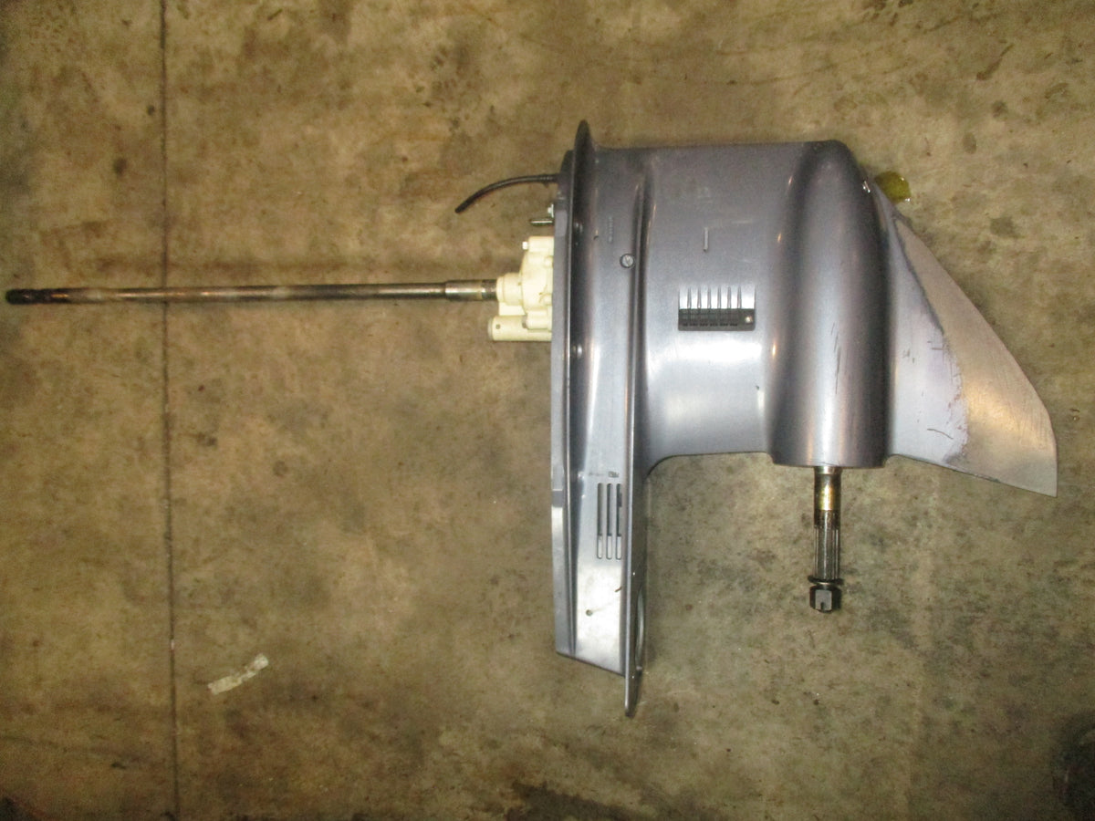 Yamaha 115hp 4 stroke outboard 25" shaft lower unit