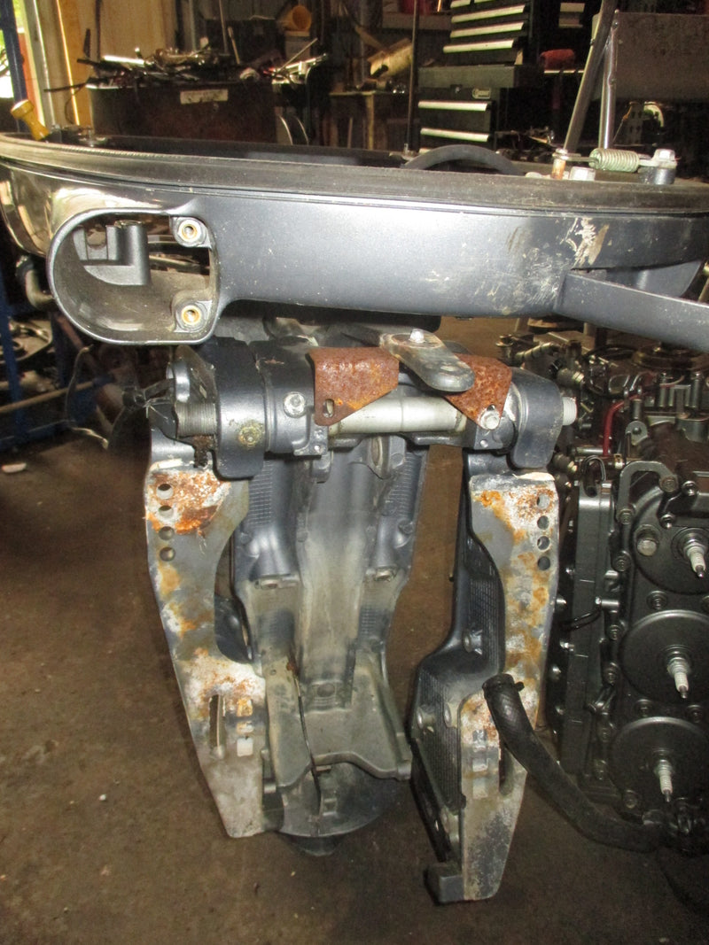 Yamaha 300hp 4.2L 4 Stroke outboard 25" Midsection