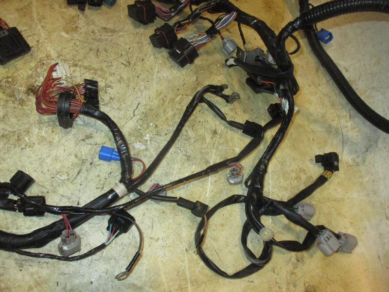 Yamaha 300hp 4.2L 4 Stroke outboard Engine Wiring Harness (6CE-82590-12-00)