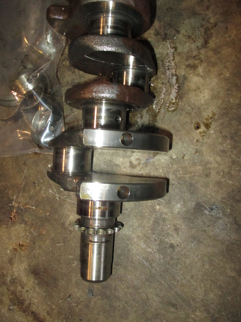 Suzuki DF30 30hp 4 stroke outboard crankshaft (12220-89J01)