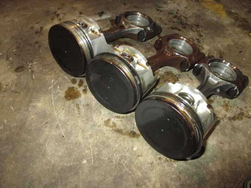 Suzuki DF30 30hp 4 stroke outboard piston and rod set of 3