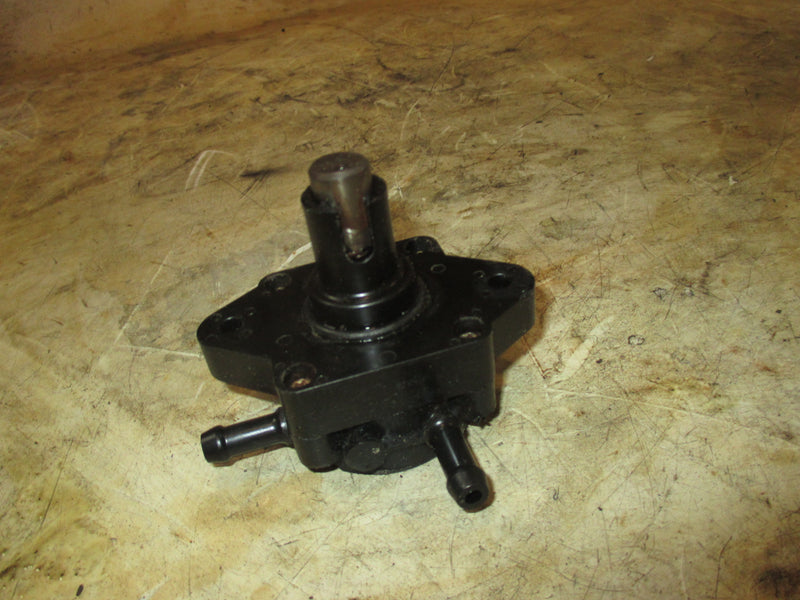 Suzuki DF140 140hp 4 stroke outboard fuel pump (15100-90J1V)