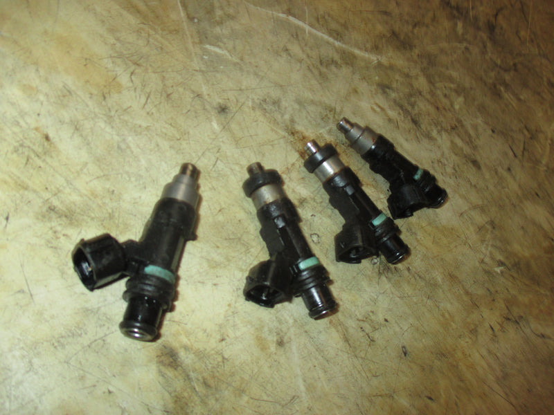 Suzuki DF140 140hp 4 stroke outboard fuel injector set (15710-82K50)