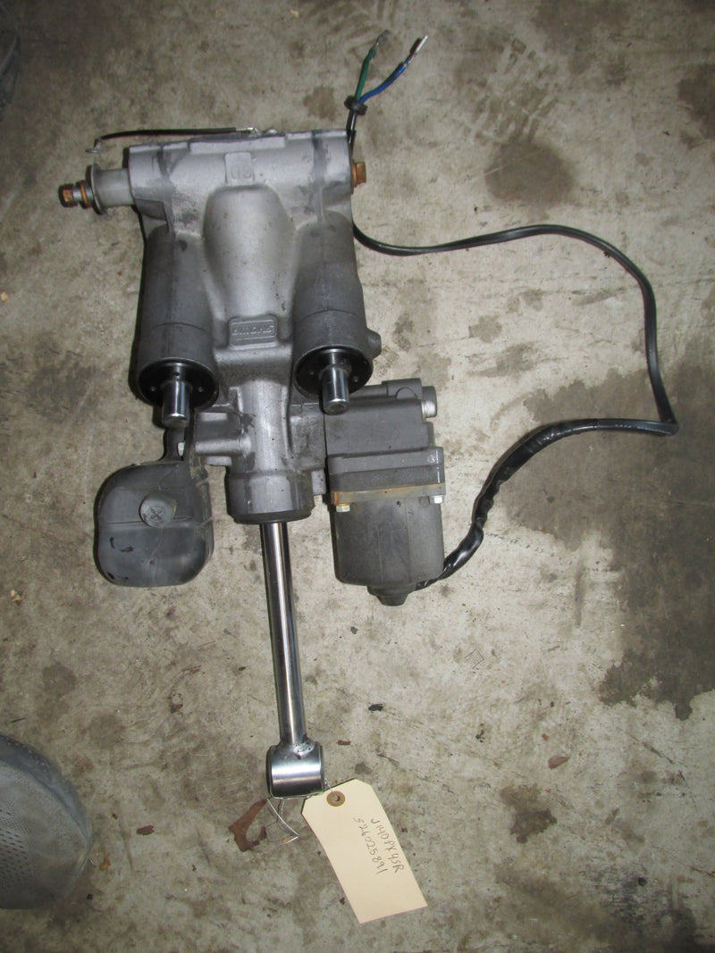 Johnson/Suzuki 140HP 4 Stroke Outboard Tilt/Trim Unit
