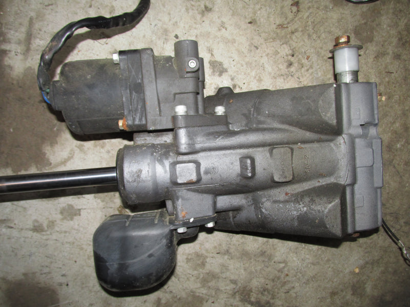Johnson/Suzuki 140HP 4 Stroke Outboard Tilt/Trim Unit
