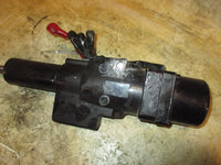 Load image into Gallery viewer, Tohatsu 9.9hp 4 stroke outboard Tilt Trim Unit
