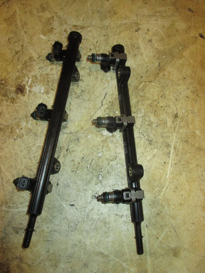 Yamaha 300hp 4.2L 4 Stroke outboard Fuel Rail & Injector Set