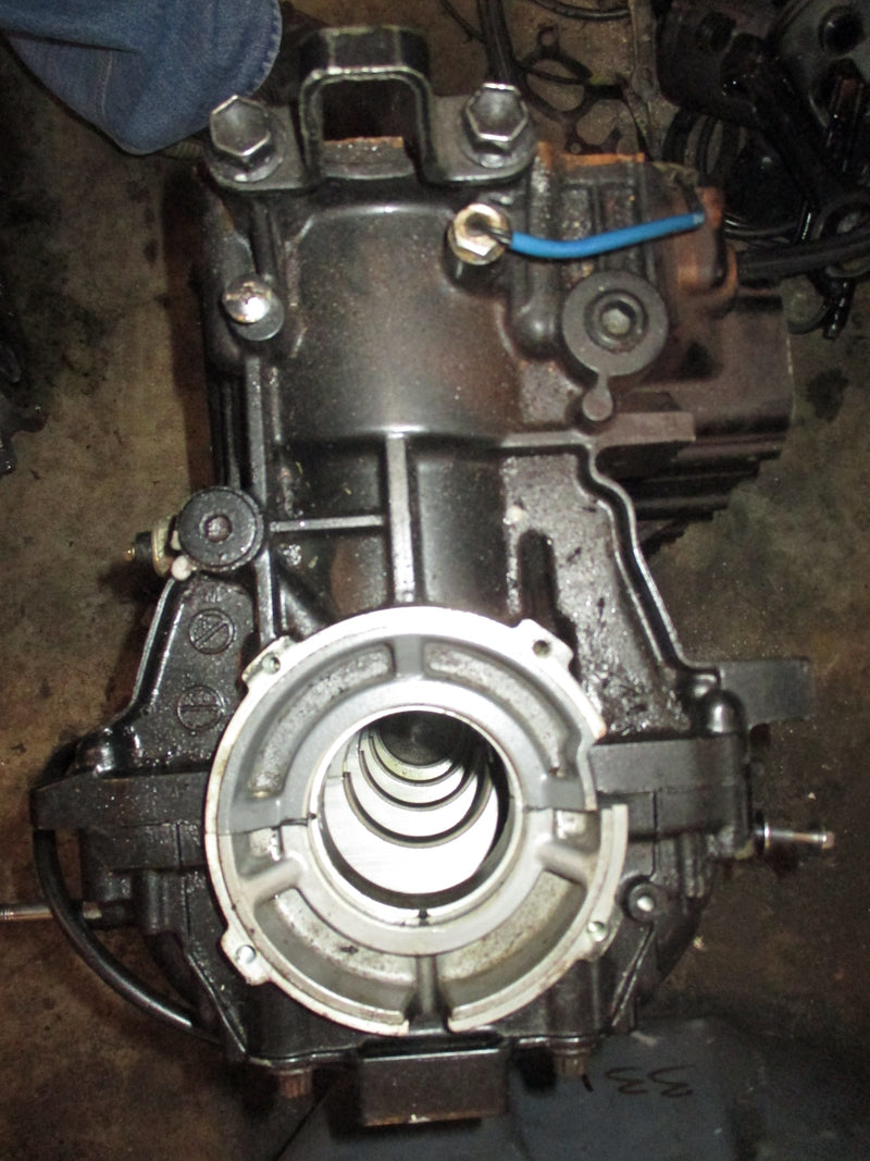 Suzuki DF140 140hp 4 stroke outboard crankcase block