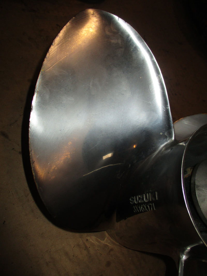 Suzuki DF150-250 outboard Counter rotation stainless propeller 3 x 16 x 17 L