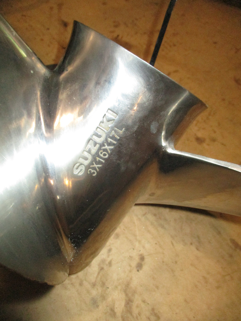 Suzuki DF150-250 outboard Counter rotation stainless propeller 3 x 16 x 17 L