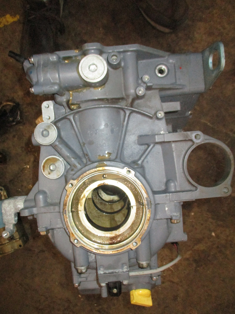Suzuki DF200A 4CYL outboard crankcase block