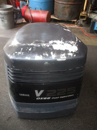 Load image into Gallery viewer, Yamaha OX66 225hp 2 stroke outboard top cowling
