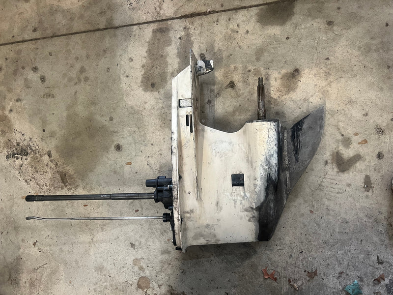 Johnson 90hp 115hp 2 stroke outboard 20" lower unit SOLD AS IS
