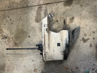 Load image into Gallery viewer, Johnson 90hp 115hp 2 stroke outboard 20" lower unit SOLD AS IS
