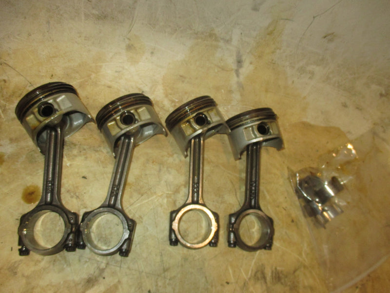 Yamaha 50hp 4 Stroke outboard piston and rod set of 4 (62Y-10)