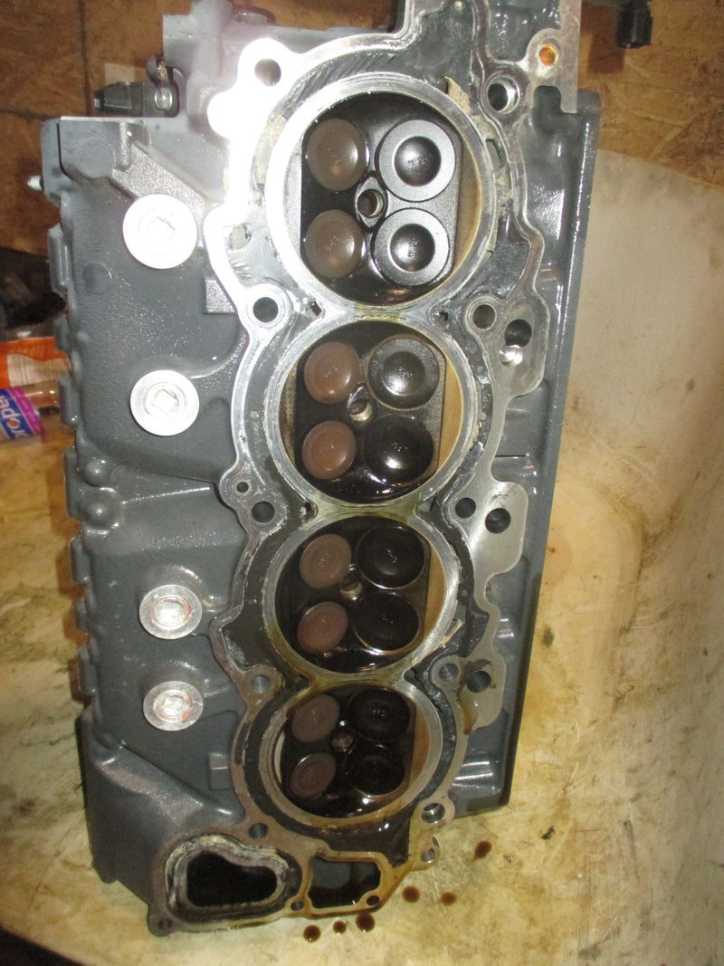 Yamaha 350hp 4 Stroke Outboard Port Cylinder Head (6AW-00)