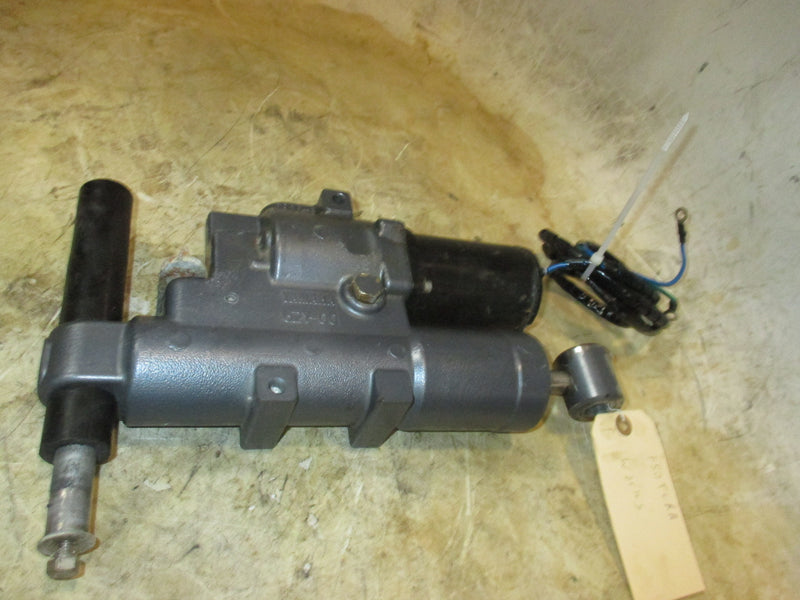 Yamaha 50hp 4 Stroke outboard tilt trim unit (62Y-00)