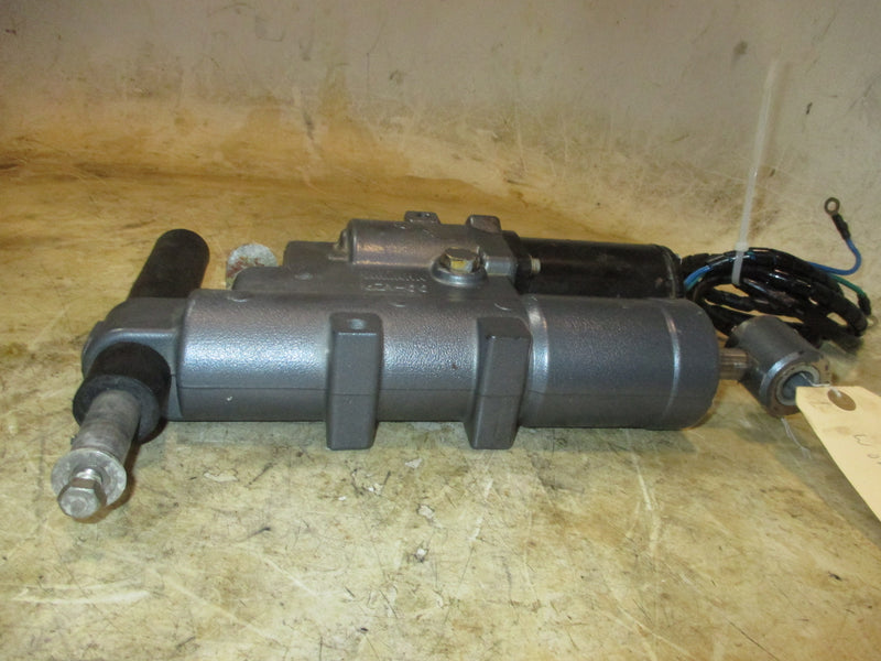 Yamaha 50hp 4 Stroke outboard tilt trim unit (62Y-00)
