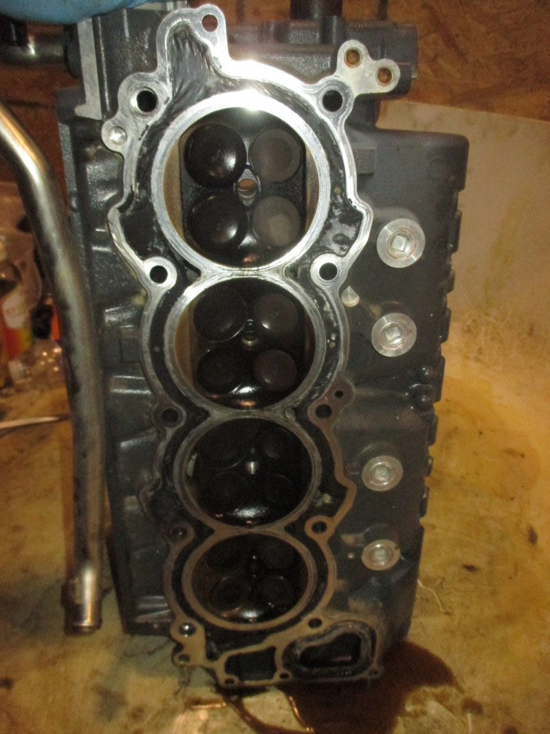 Yamaha 350hp 4 Stroke Outboard Starboard Cylinder Head (6AW-00)