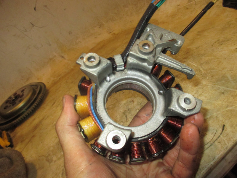 Yamaha 50hp 4 Stroke outboard stator/pulsor coil (64J-85510-00-00)