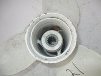 Load image into Gallery viewer, Yamaha outboard 12P 13 spline (3 1/8") hub aluminum propeller
