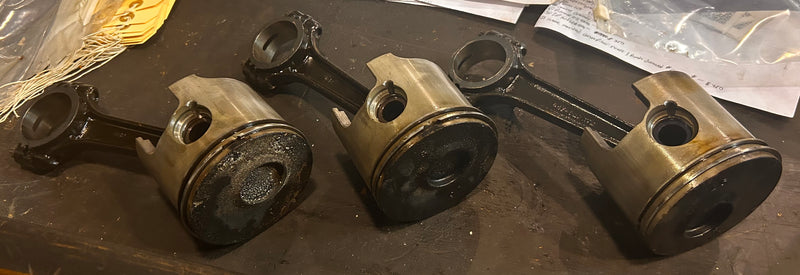 Mercury 200hp optimax 2 stroke outboard starboard piston set of 3