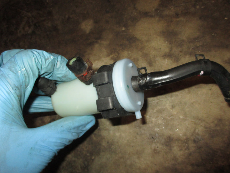 Suzuki DF90A 90hp 4 stroke outboard water seperator (15410-87L00)