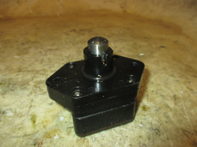 Yamaha 50hp 4 Stroke outboard fuel pump (62Y-24410-02-00)