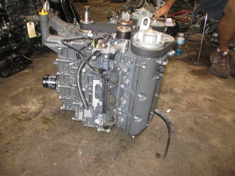 Yamaha 250hp 4 stroke outboard crankcase powerhead