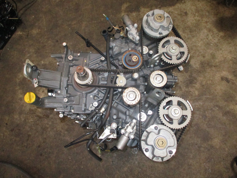 Yamaha 250hp 4 stroke outboard crankcase powerhead