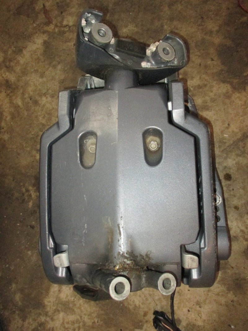 Yamaha 150hp 4 Stroke outboard swivel bracket