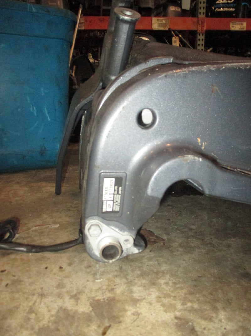 Yamaha 150hp 4 Stroke outboard swivel bracket