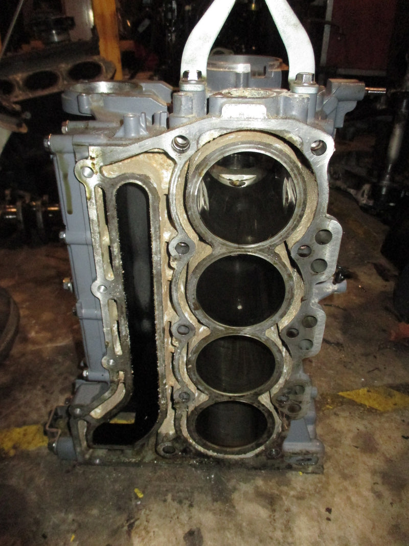 Suzuki DF90A 90hp 4 stroke outboard crankcase block