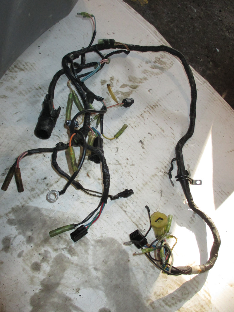 Suzuki DT85hp 2 stroke outboard engine wiring harness (36610-95551)