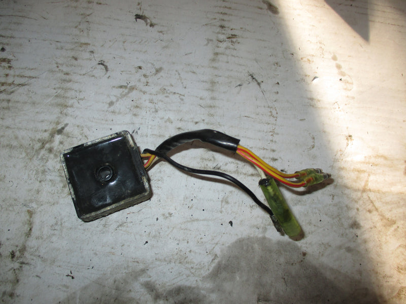 Suzuki DT85hp 2 stroke outboard rectifier regulator (32800-95720)