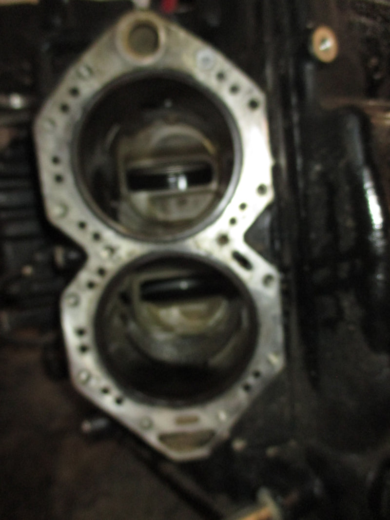 Johnson 115hp 60 degree 2 stroke outboard crankcase block