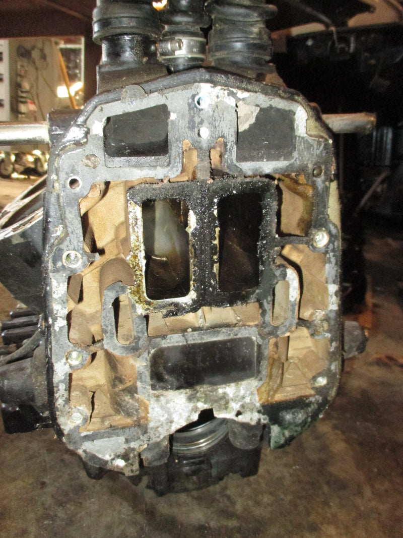 Johnson 115hp 60 degree 2 stroke outboard crankcase block