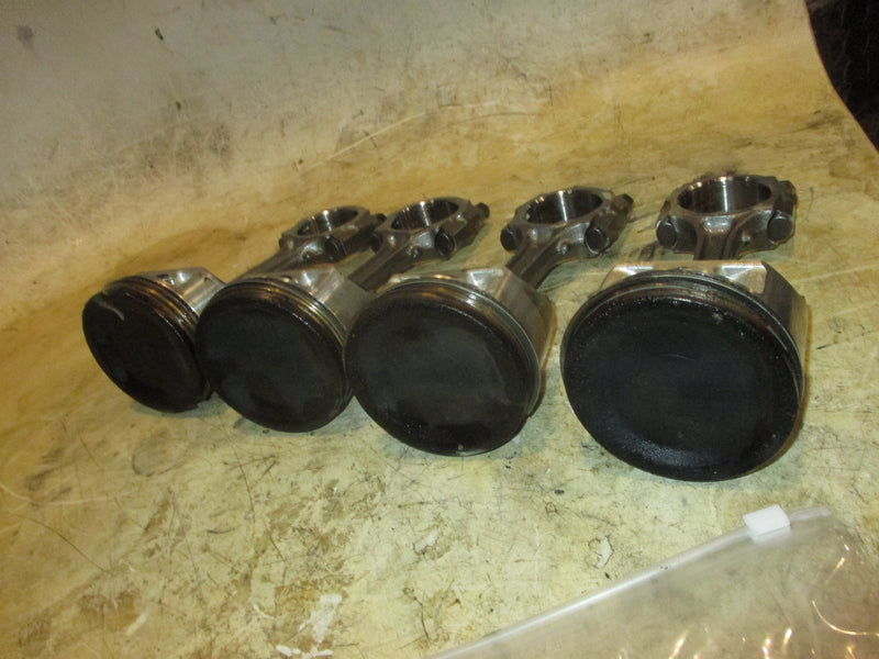 Suzuki DF140 140hp 4 Stroke outboard piston and rod set of 4
