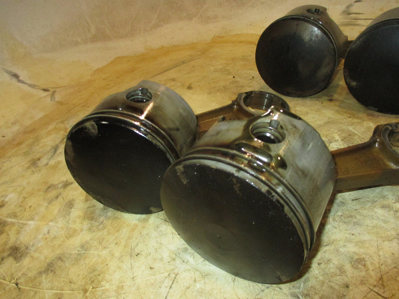 Johnson 115hp 60 degree 2 stroke outboard piston and rod set (436243)