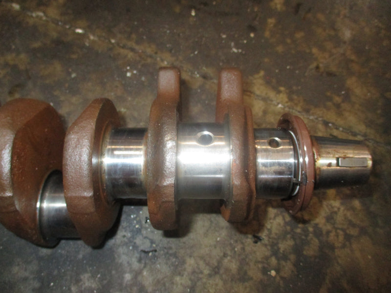 Suzuki DF25 outboard crankshaft (12220-89J01)