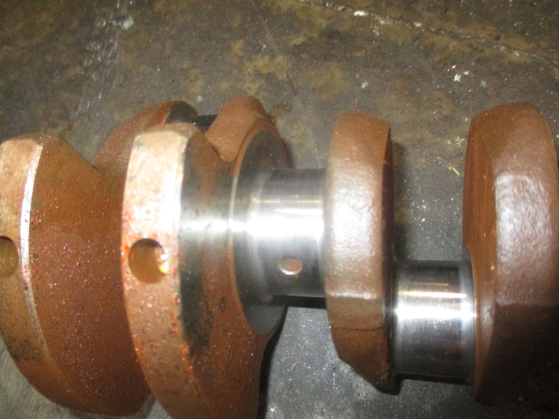 Suzuki DF25 outboard crankshaft (12220-89J01)