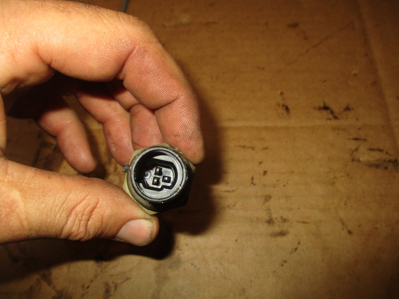 Mercury 150hp EFI outboard pressure sensor (854445)